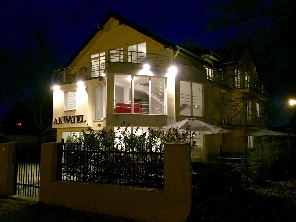 Pokoje Goscinne Akwatel Jastarnia Exterior photo